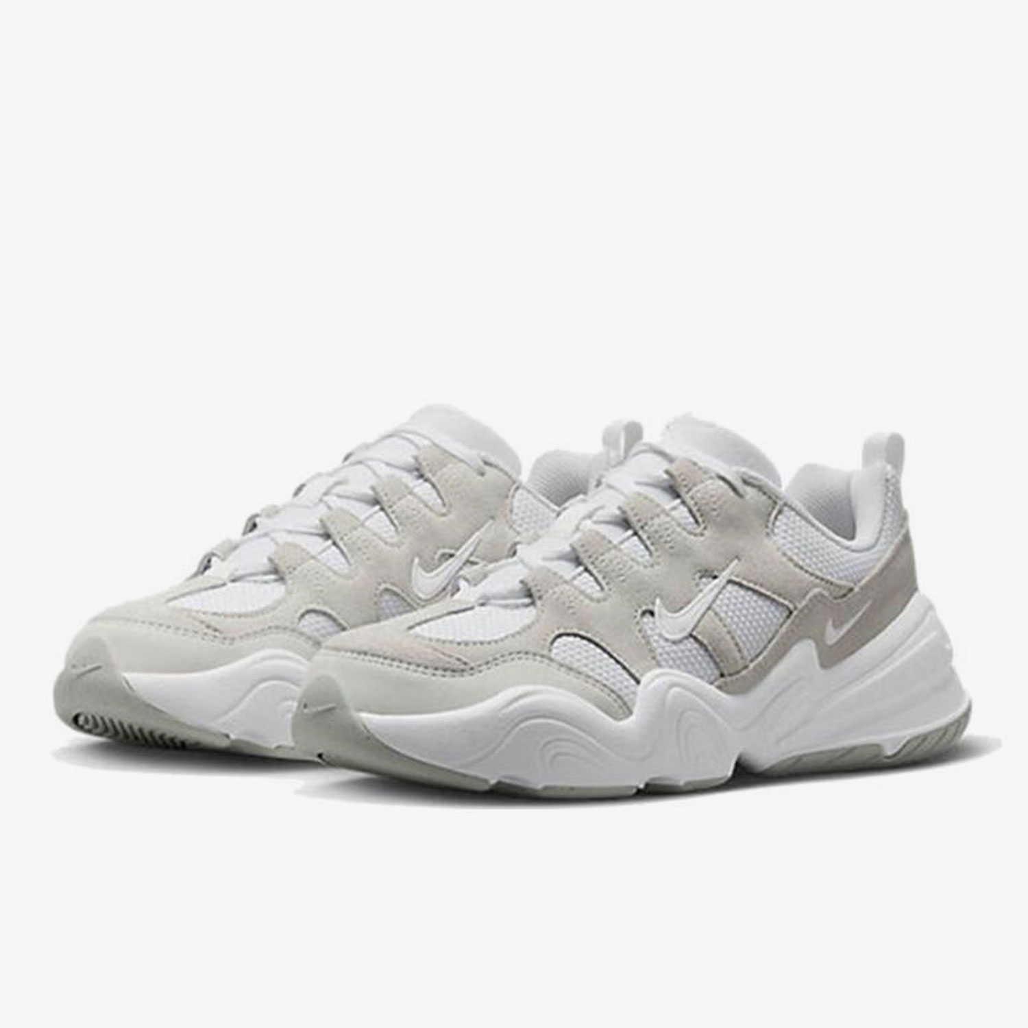 Women Shoes Nb - حذاء Nike Official TECH HERA للرجال