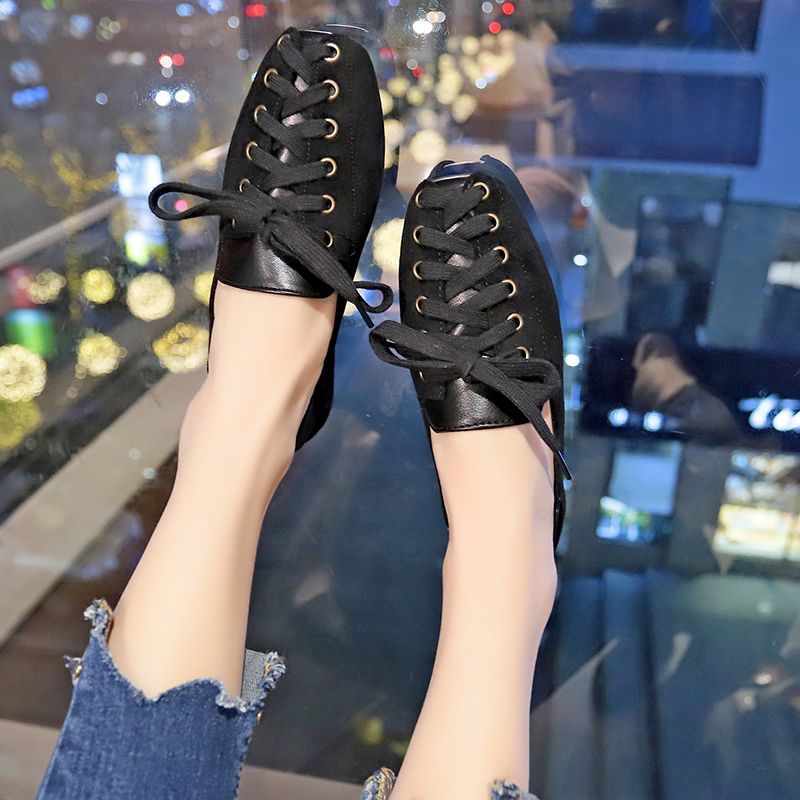 Women Shoes Quick Delivery - أحذية للنساء مع أشرطة بمقدمة مربعة