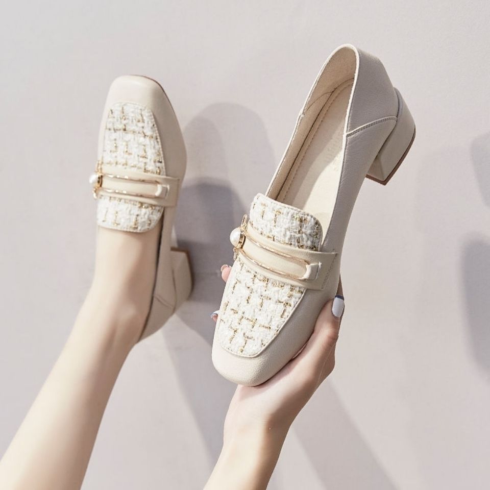 Women Shoes Quick Delivery - الربيع والخريف أحذية خفيفة بدون كعب