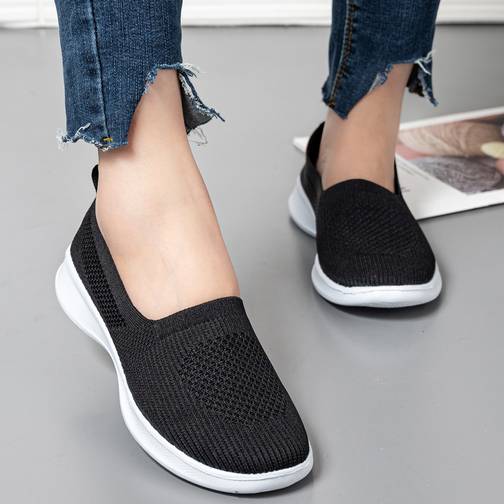أحذية نسائية صيفية جورب محبوك  - مراجعة Women Shoes Skechers وسعره