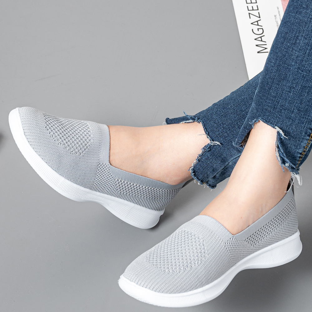 أحذية نسائية صيفية جورب محبوك  - مراجعة Women Shoes Skechers وسعره