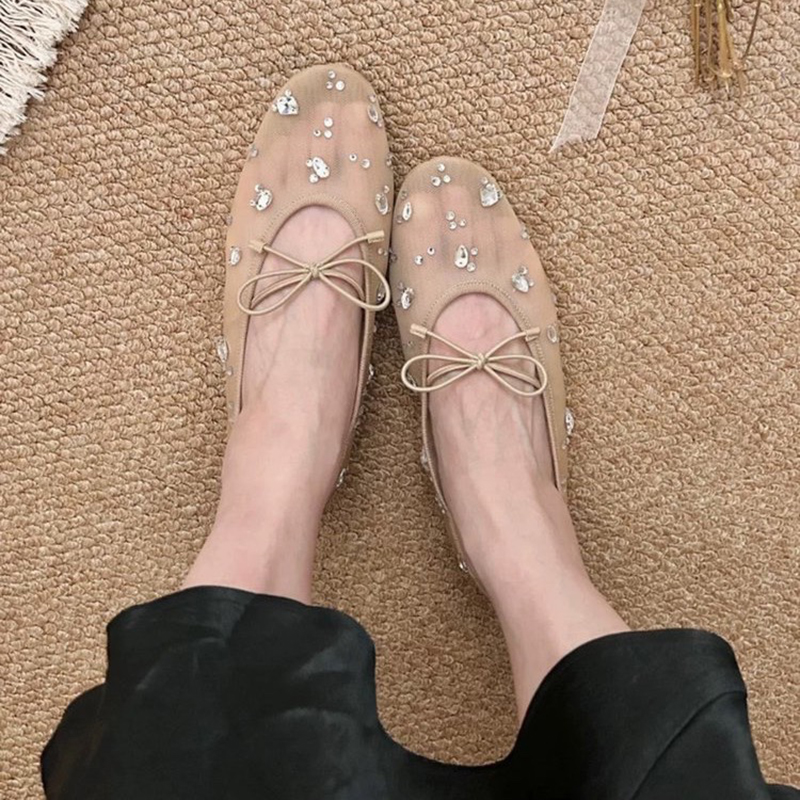 أحذية نسائية أنيقة للصيف مزينة - مراجعة Mary Jane Shoes وسعره