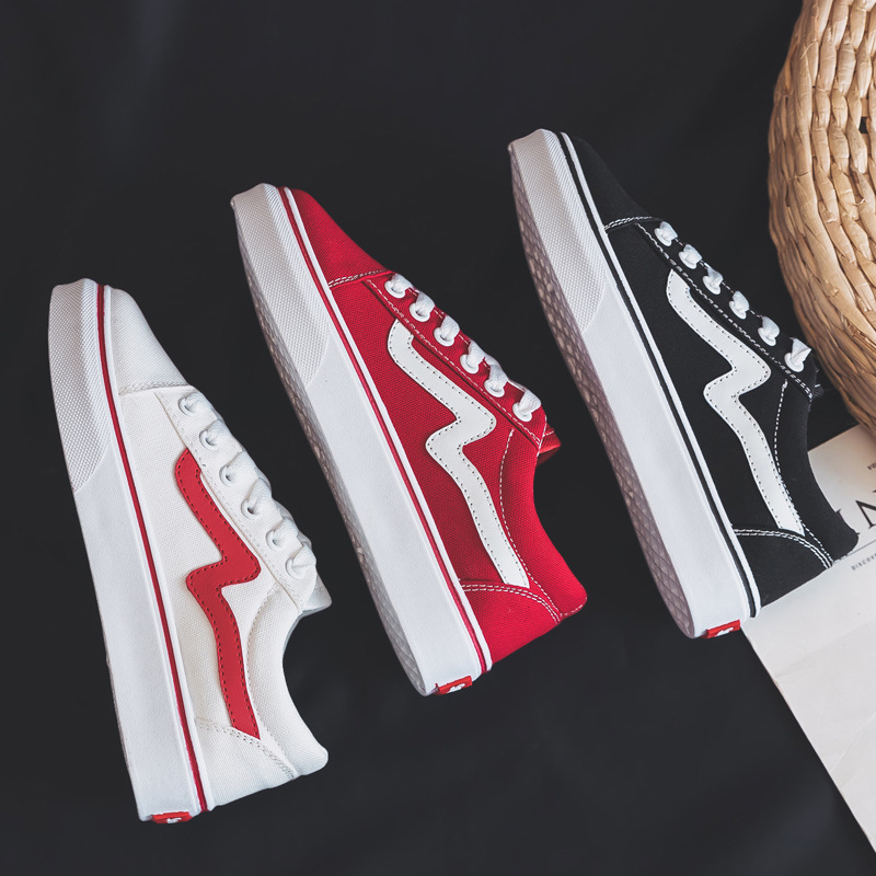أحذية رياضية لربيع وصيف 2023 ، - مراجعة Women Shoes Vans وسعره