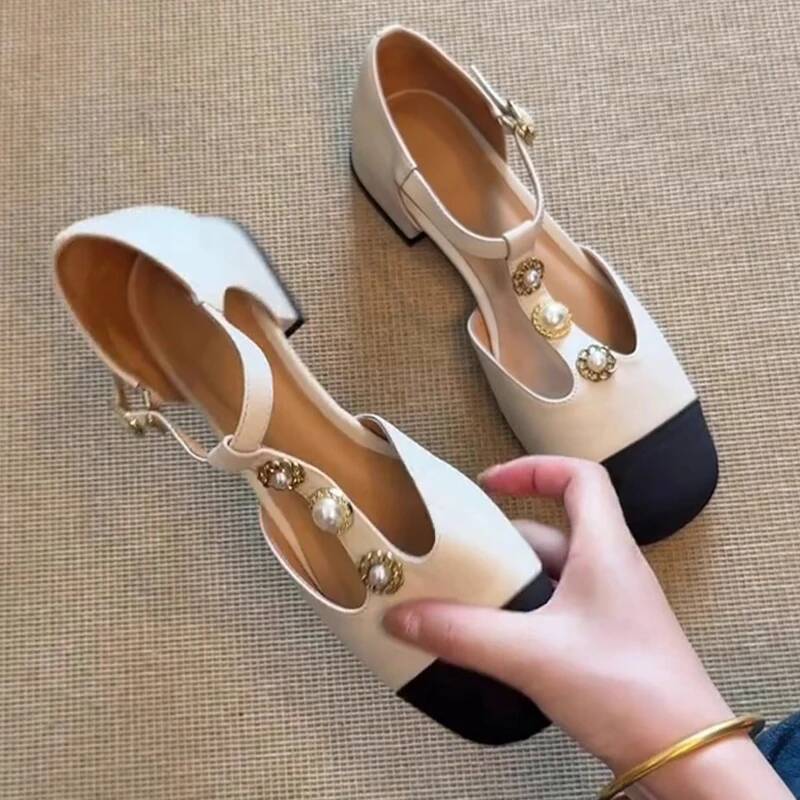 النساء ساحة تو الكعب الصنادل أ - مراجعة Mary Jane Shoes وسعره