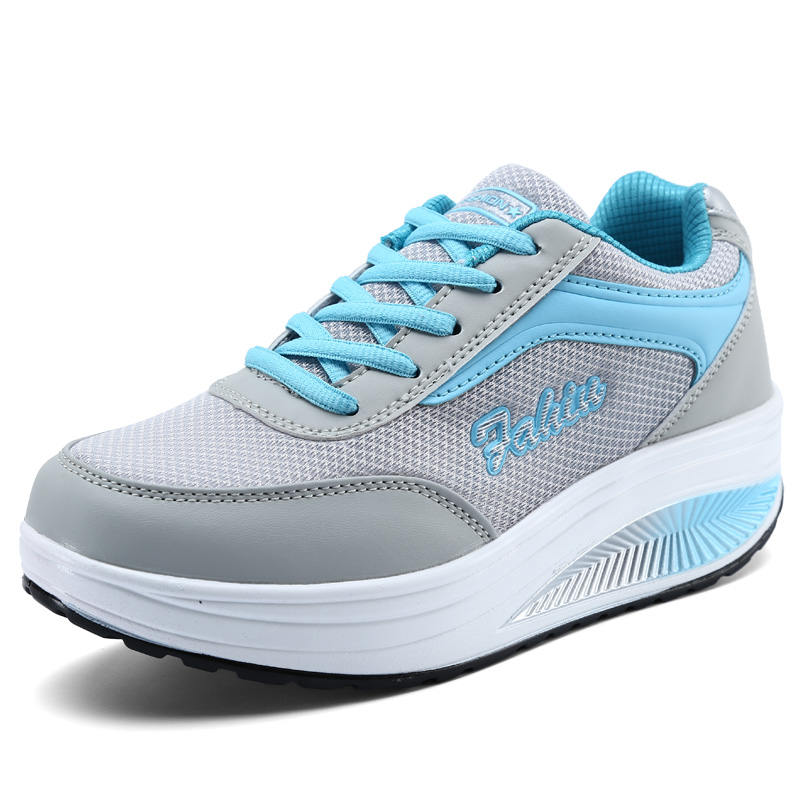 حذاء مقوى للنساء ، أحذية رياضي - مراجعة Women Shoes Skechers وسعره